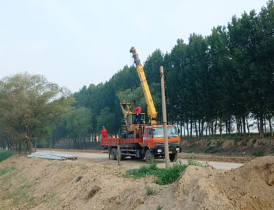 10kV王崗線武王支線絕緣化維修工程設(shè)備進場現(xiàn)場