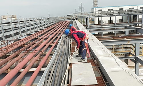 【華昌電力】萬(wàn)通石化電纜鋪設(shè)現(xiàn)場(chǎng)