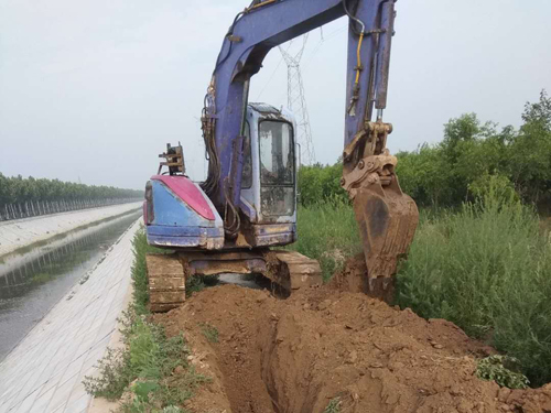 電力施工（電纜溝開(kāi)挖）