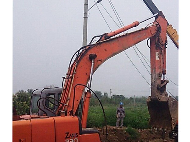 電力搶修現(xiàn)場(chǎng)