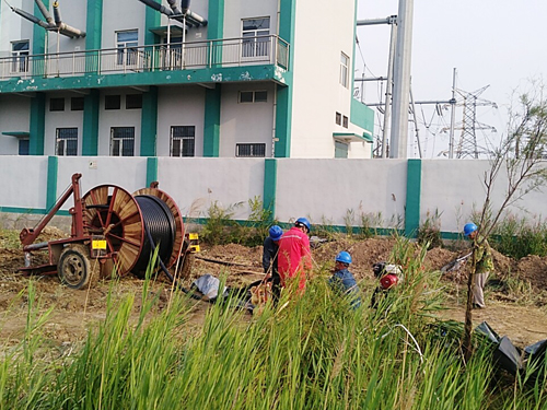 電纜放線現(xiàn)場(chǎng)