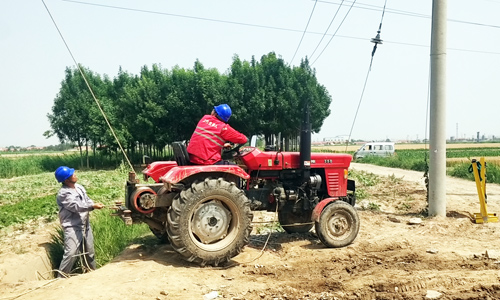 10kV萬通化工電網(wǎng)基礎(chǔ)配套工程施工現(xiàn)場