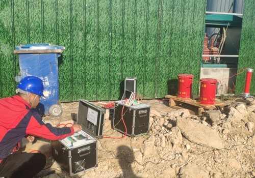 2021年5月4日， 恒泰基建集團供電電纜試驗現(xiàn)場