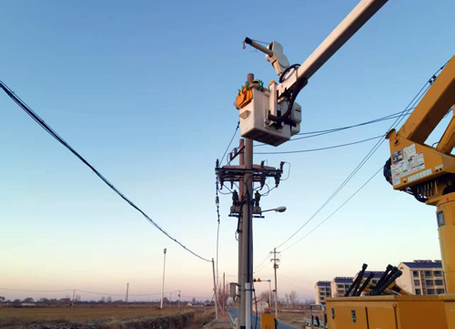 2025年2月4日（正月初七）西范線鄉(xiāng)一中支線17號桿、18號桿拆除拉線2條