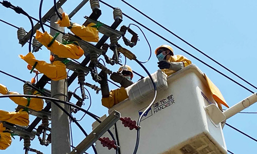 10kV于林線68#+1桿更換刀閘下引線