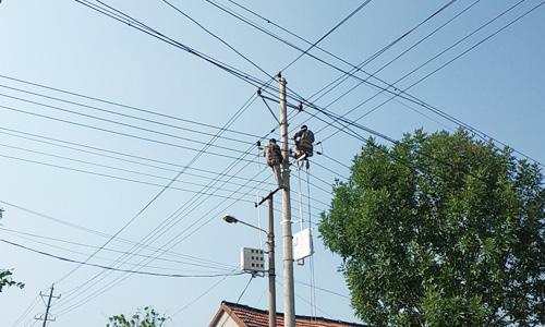 東范臺(tái)區(qū)入戶表箱安裝現(xiàn)場(chǎng)