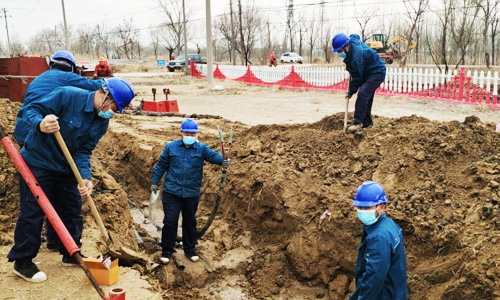 2021年3月12日，10kV楊家線五甲王支線2—3號(hào)桿電纜搶修工程施工現(xiàn)場