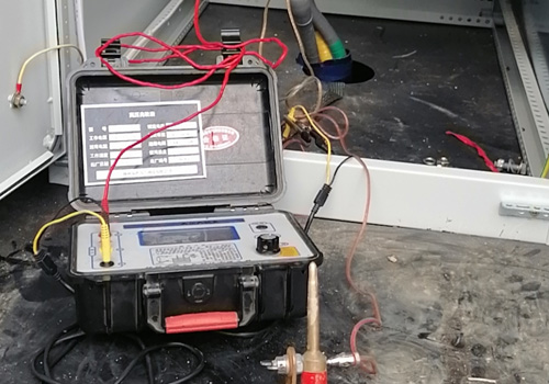 天目山路東側龍鳳祥大酒店旁蔚來汽車充電站項目交接試驗現(xiàn)場