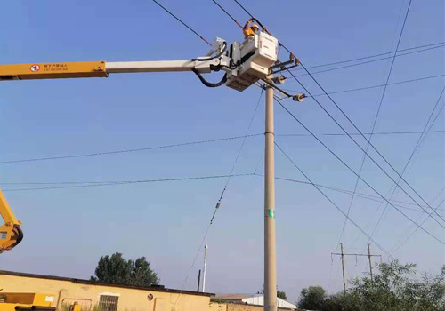 2021年8月18日，嘉揚(yáng)Ⅰ線靜港支線8號(hào)桿帶電接引線