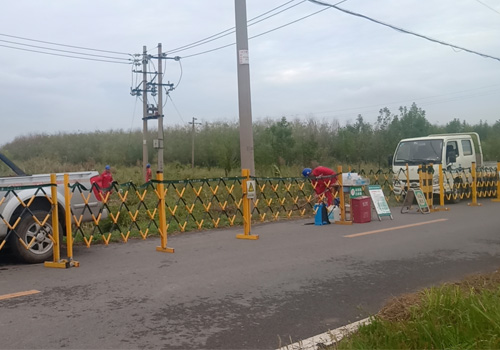 2021年9月17日，東營方大電力工程有限責(zé)任公司東營區(qū)分公司秋檢華昌段施工現(xiàn)場