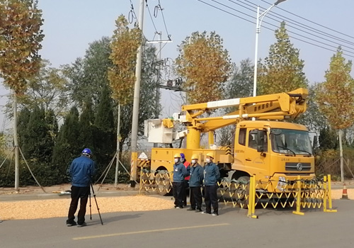 2021年11月3日，集奧1線65號(hào)桿帶電接火